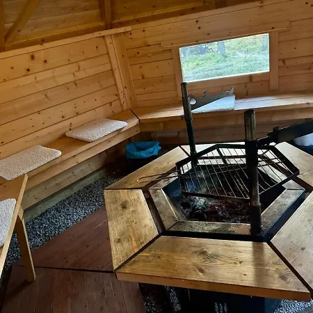 Pine Ridge - Nature's Own Secret Hideaway Chalet Kuusamo